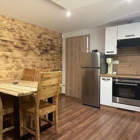 Bezovec * Nova Lehota