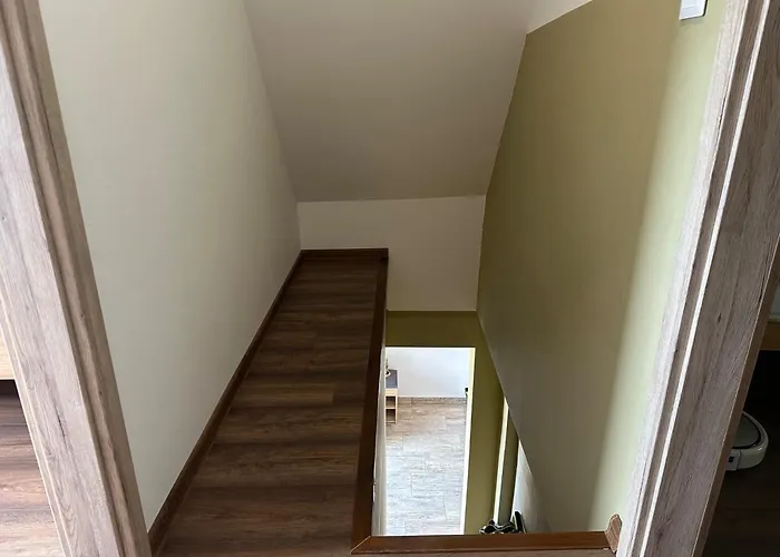 Bezovec * Nova Lehota