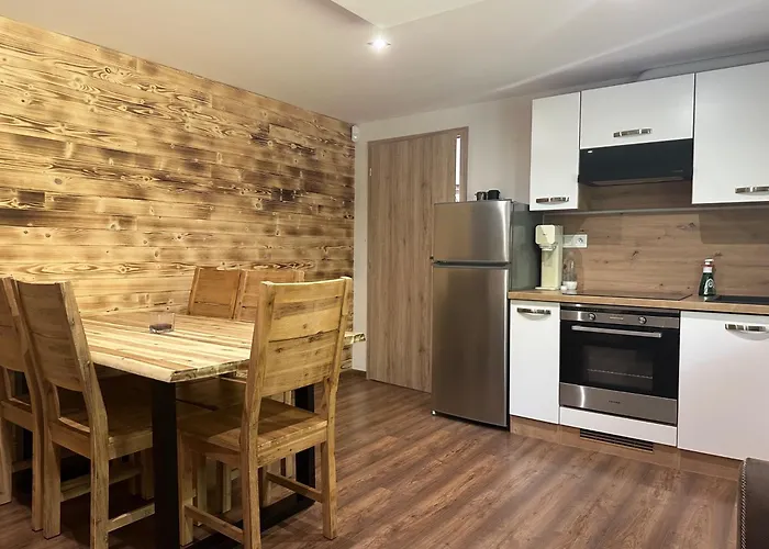 Bezovec * Nova Lehota